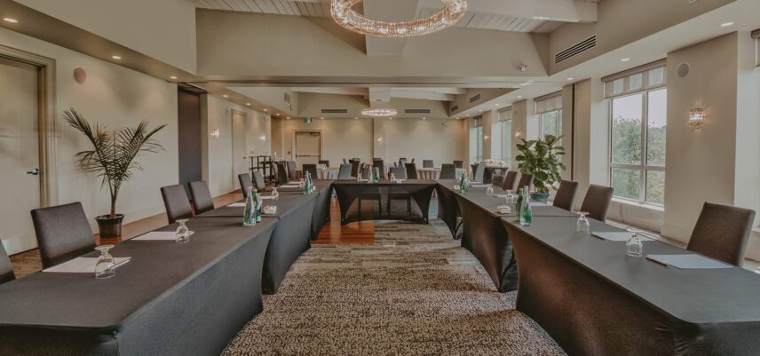 200 guest capacity for meeting rooms at Inn On The Twenty in Jordan Village