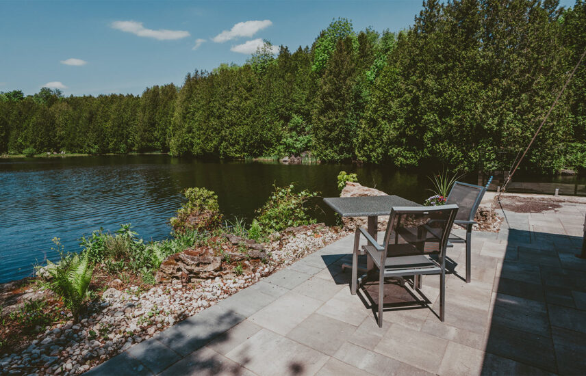 Patio dining at Millcroft Inn & Spa in Caledon