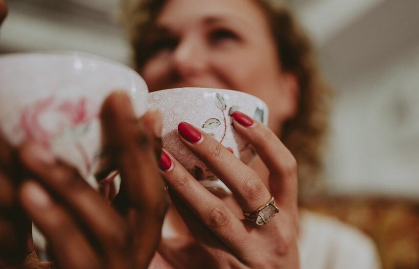 Couple cheers with traditional English tea at Prince of Wales in Niagara-on-the-Lake