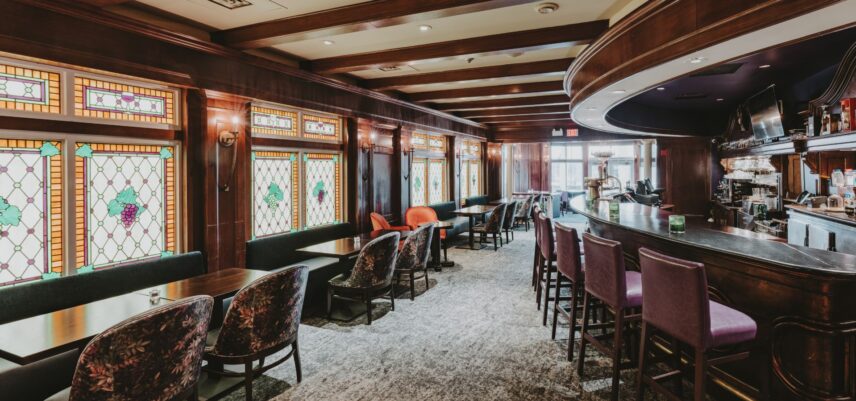 Bacchus Lounge restaurant and bar in the Queen's Landing hotel in Niagara-on-the-Lake.