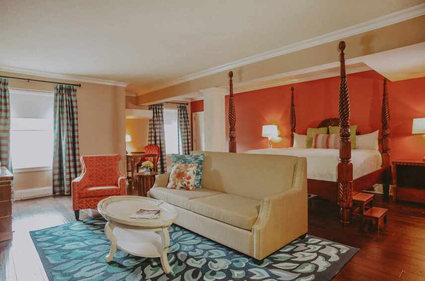 Warm guest suite decor at the Queens Landing Hotel in Niagara-on-the-Lake