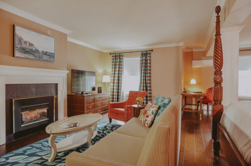 Entertainment space in guest suite at the Queens Landing Hotel in Niagara-on-the-Lake
