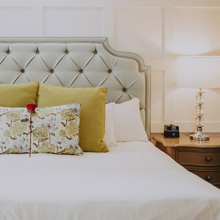 Guest Suite accommodations at Queen's Landing in Niagara-on-the-Lake
